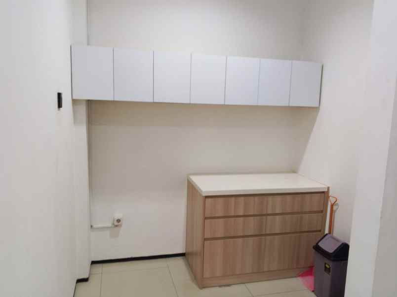 sewa ruko super strategis di area gandaria