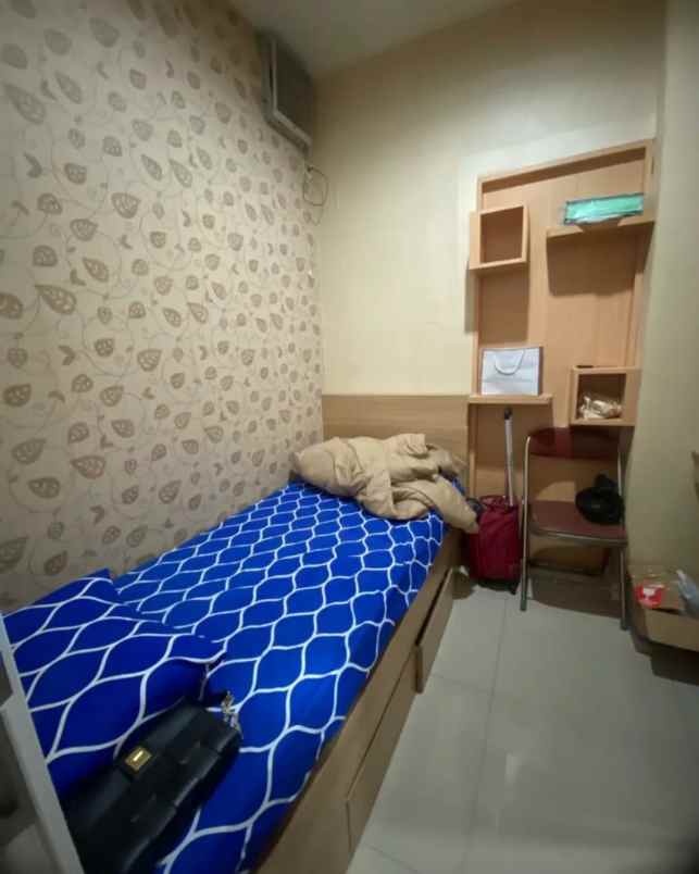 sewa unit aparment green pramuka city unt bagus