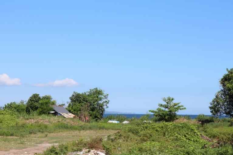 tanah jalan pantai tegal besar