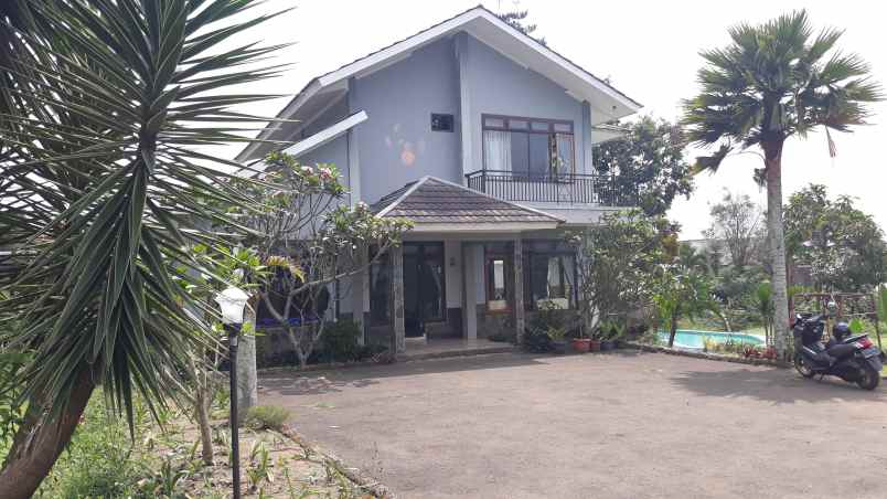 villa alamat jalan cisarua km 85