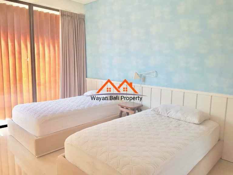 villa jalan batu belig