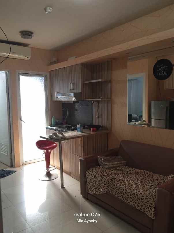 apartemen green pramuka diatas mall