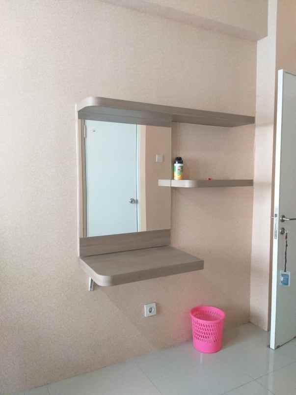 apartemen green pramuka diatas mall