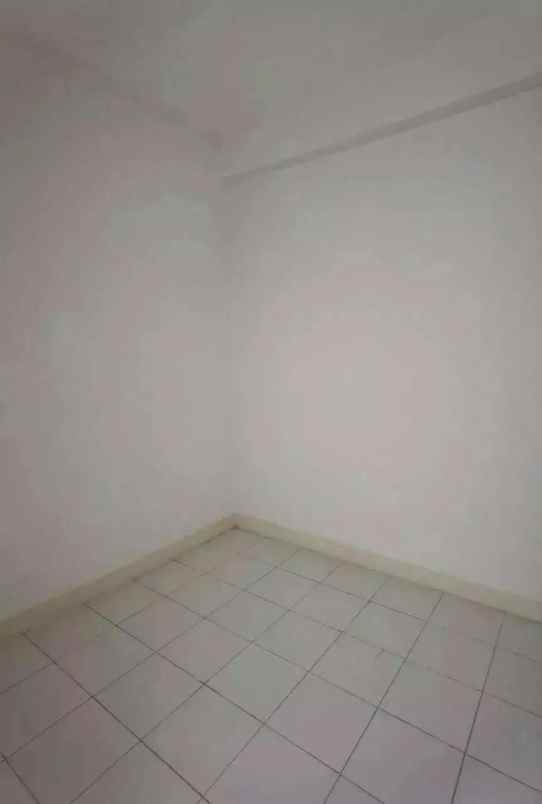 di sewakan apartemen kosongan podomoro golf view