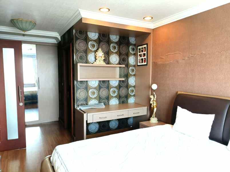 dijual apartemen apt french walk moi kelapa