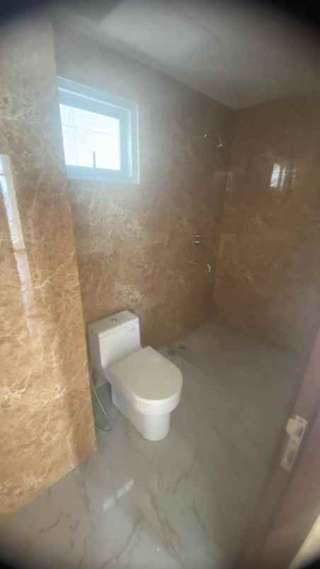dijual apartemen grand sungkono lagoon