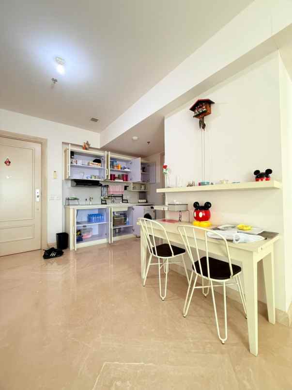 dijual apartemen one icon tunjungan plaza full furnish