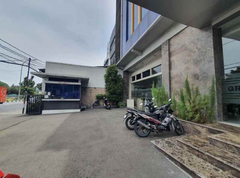 dijual cepat murah gedung di tanah tinggi kemayoran