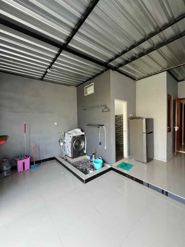 dijual cepat rumah shm
