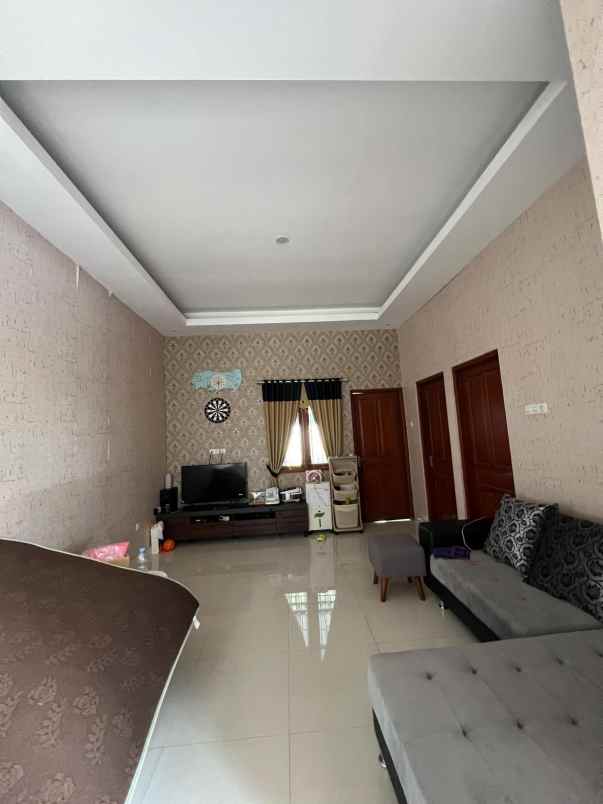 dijual cepat rumah shm