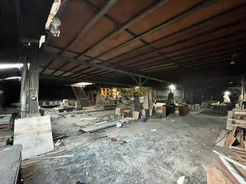 dijual gudang di daerah mabar jalan suasa tengah metal