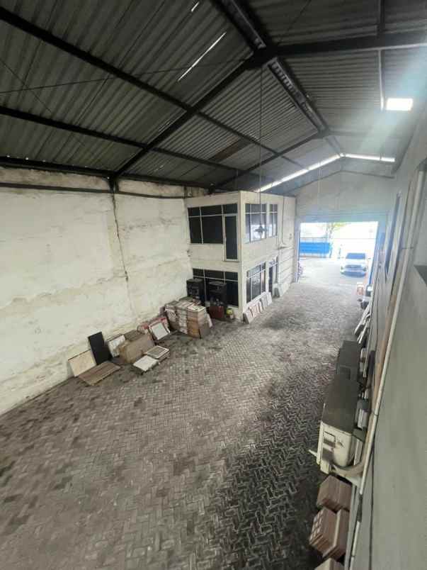 dijual gudang di margomulyo permai surabaya