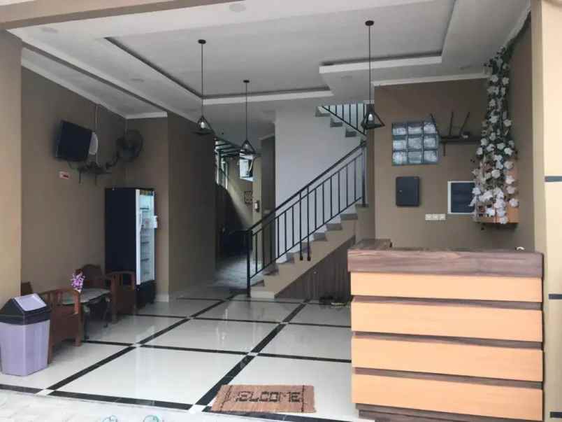 dijual kost jl mampang prapatan duren