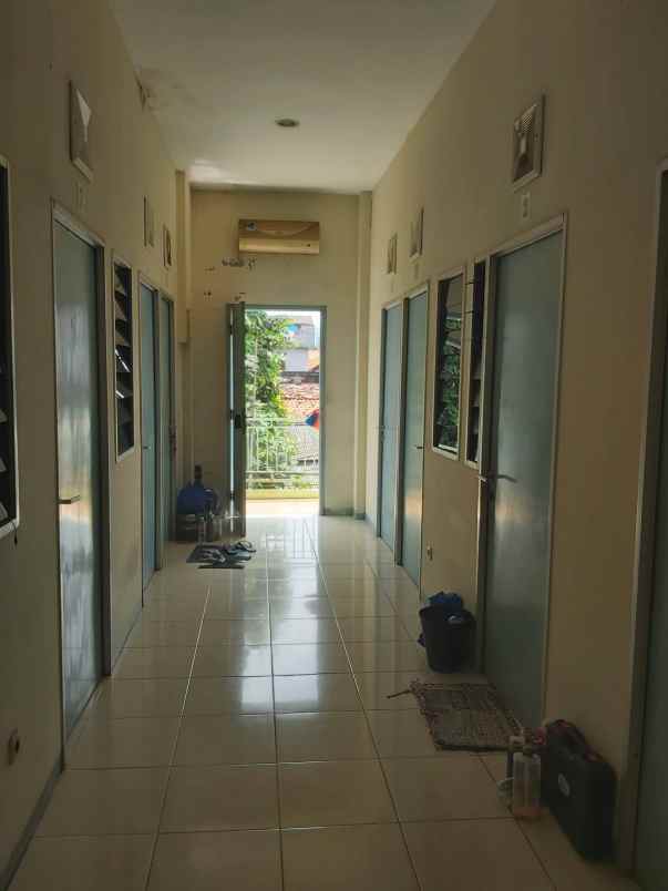 dijual kost kalibaru senen