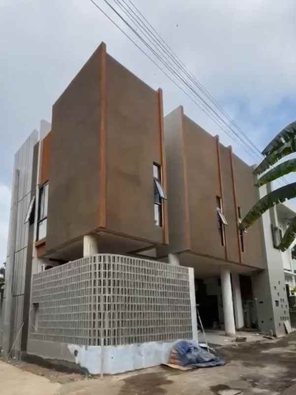 dijual kost kaliurang km 14