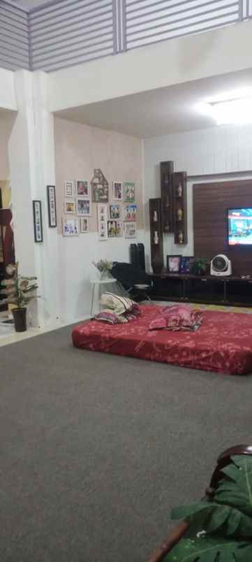 dijual kost nyengseret