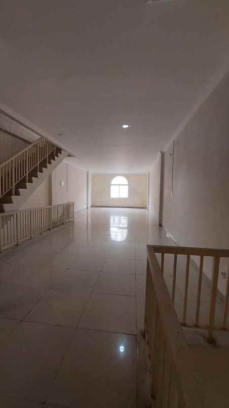 dijual murah ruko sentra niaga green lake city