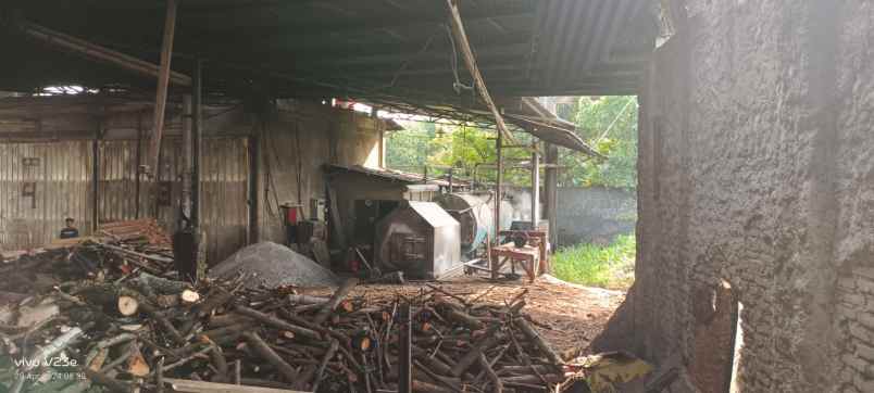dijual pabrik pemotongan kayu masih aktif