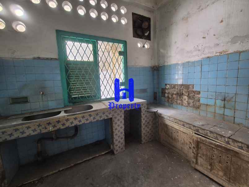 dijual ruko 4 5 tingkat di jalan pandan medan timur