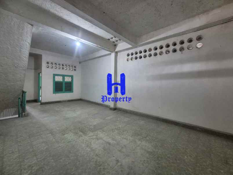 dijual ruko 4 5 tingkat di jalan pandan medan timur