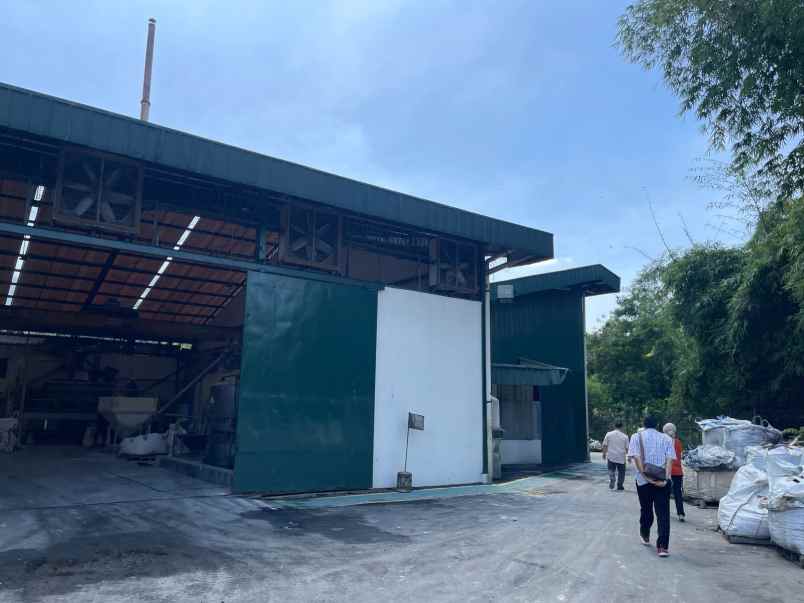 dijual ruko gudang kantor cicadas