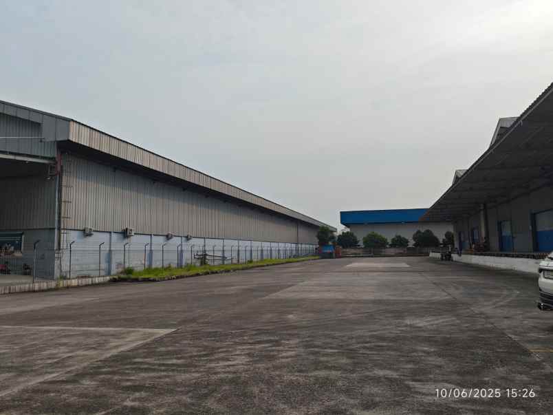 dijual ruko gudang kantor delta silicon lippo cikarang