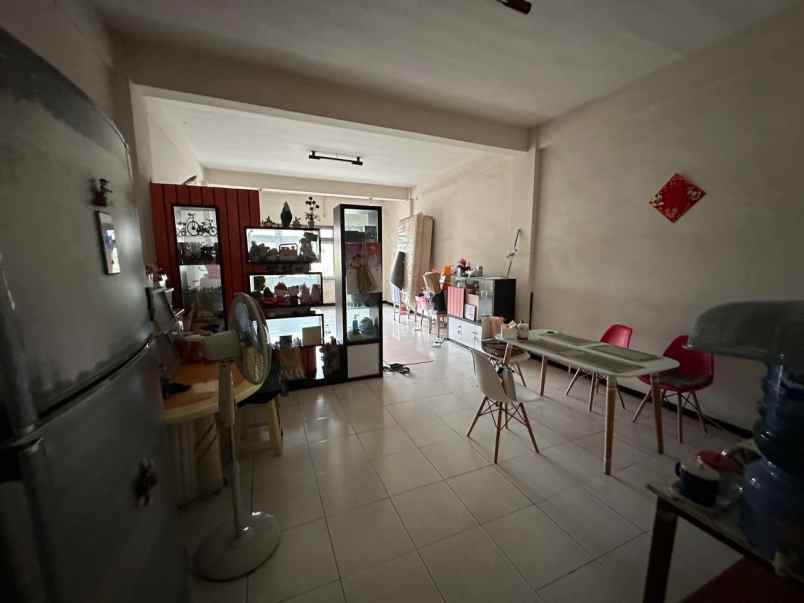 dijual ruko gudang kantor jalan raya wonorejo permai