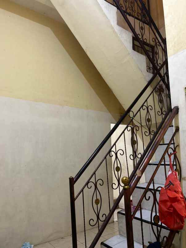 dijual ruko gudang kantor kapasan