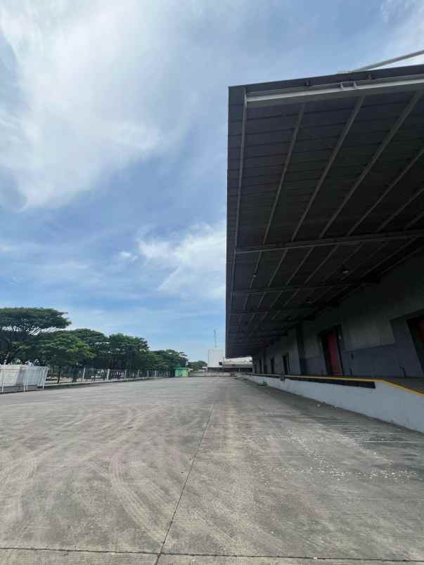 dijual ruko gudang kantor kawasan kitic deltamas