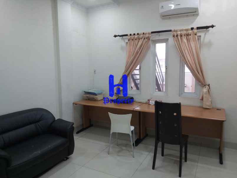 dijual ruko gudang kantor komplek cemara asri jalan