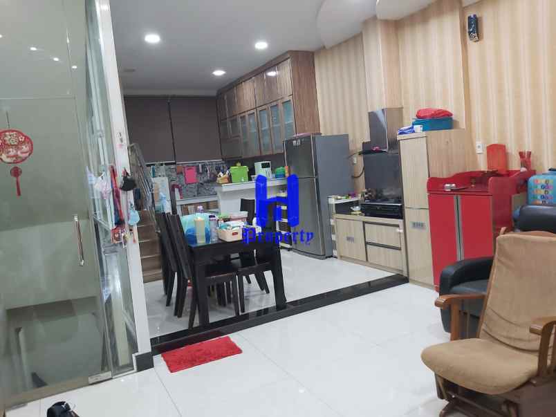 dijual ruko gudang kantor komplek cemara asri jalan