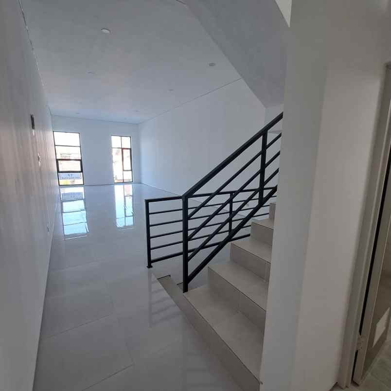 dijual ruko gudang kantor kuningan raya antapani bandung