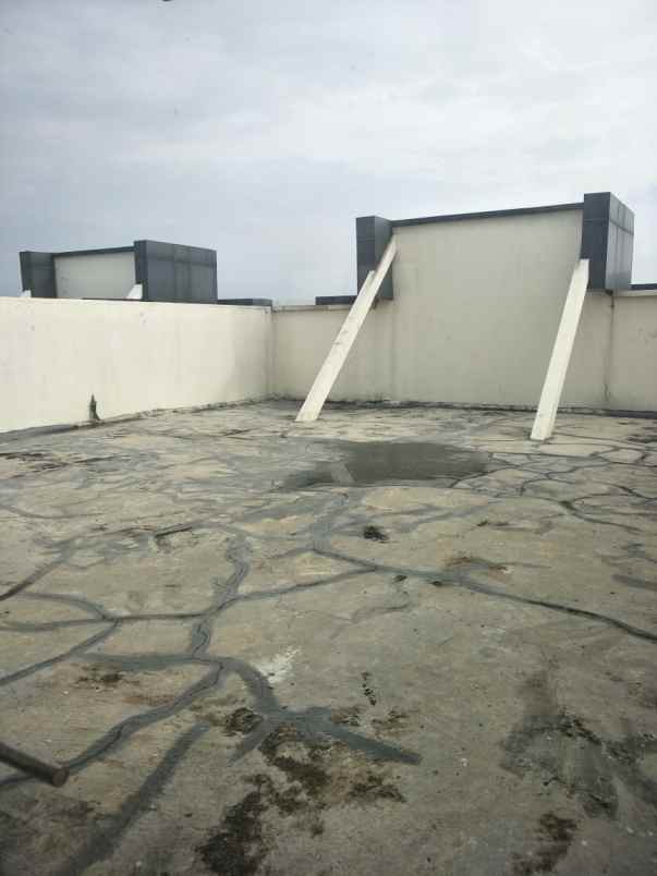 dijual ruko gudang kantor mega office park harapan