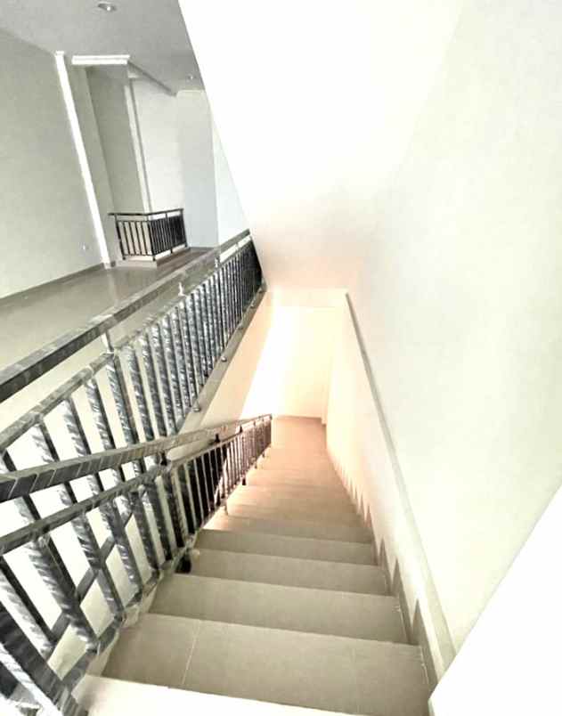 dijual ruko gudang kantor ruko sedayu city