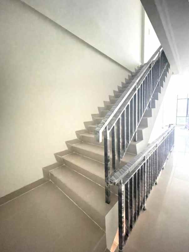 dijual ruko gudang kantor ruko sedayu city