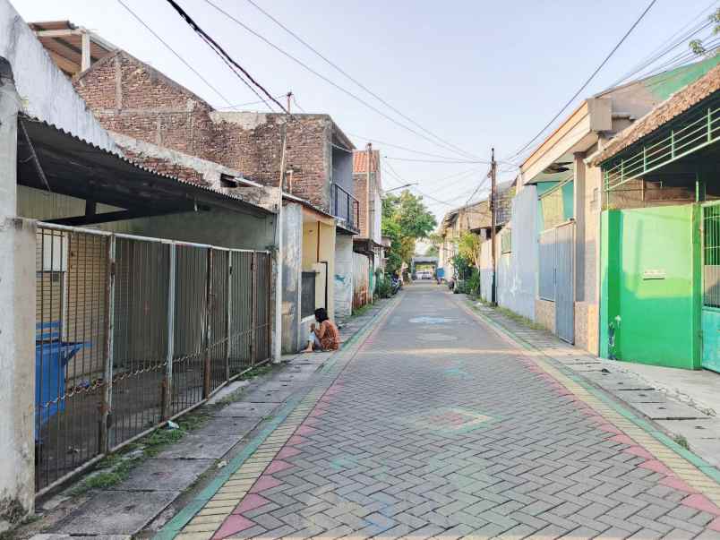 dijual ruko gudang kantor siwalankerto