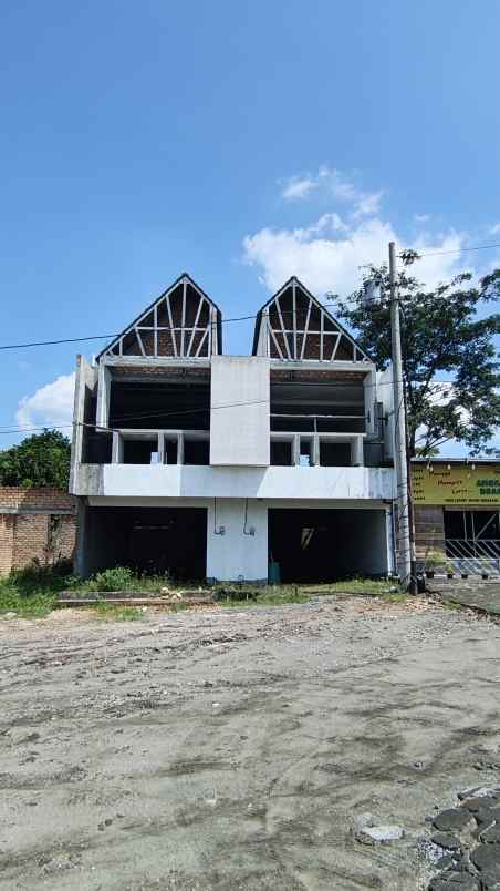 dijual ruko gudang kantor untung suropati