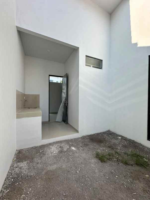 dijual rumah 1 lantai park sunrise dekat rungkut