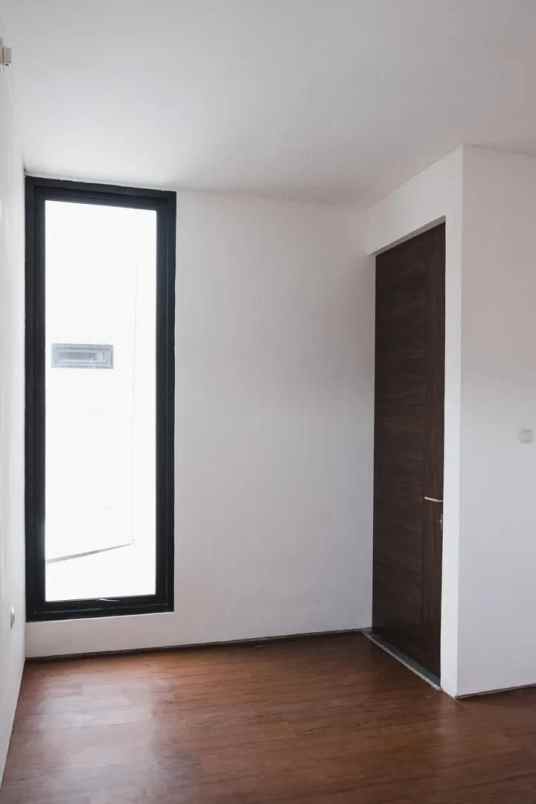 dijual rumah antapani