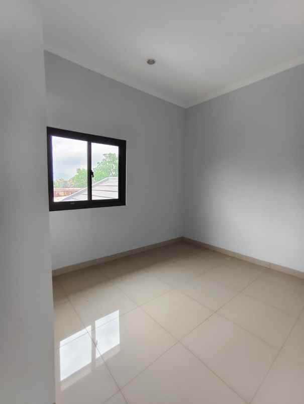 dijual rumah antapani bandung