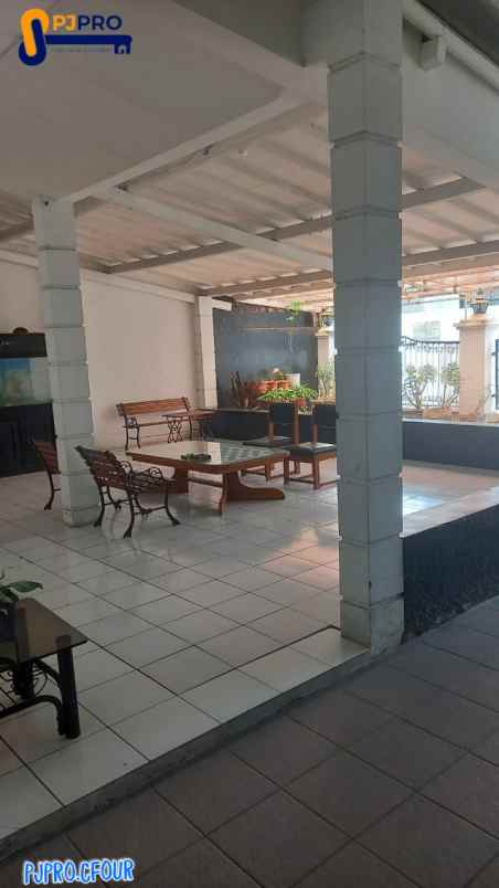 dijual rumah bagus hadap barat di margaasih bandung