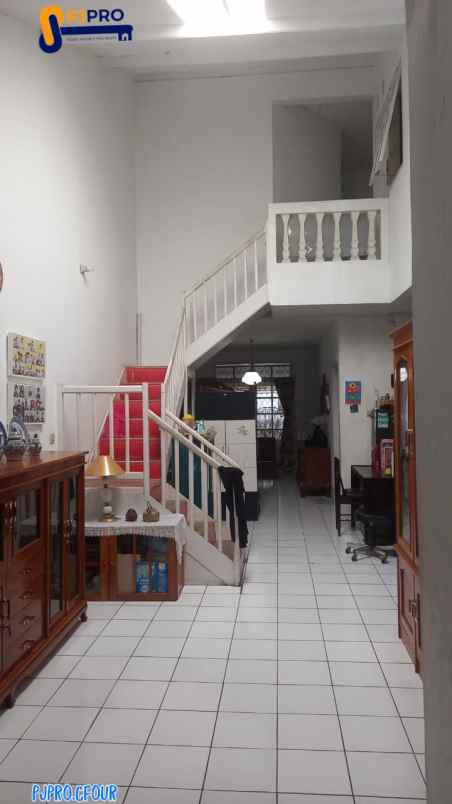 dijual rumah bagus hadap barat di margaasih bandung