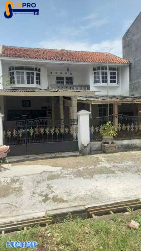 dijual rumah bagus hadap barat di margaasih bandung