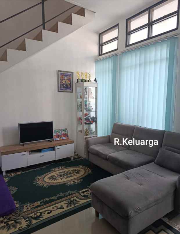 dijual rumah bandung royal inten