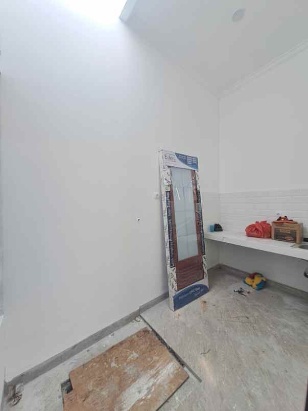 dijual rumah baru minimalis keren