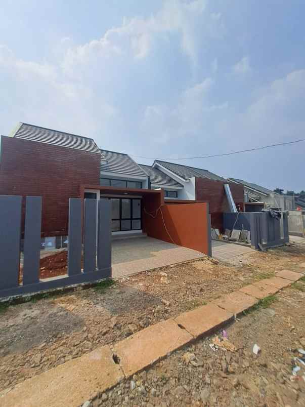 dijual rumah baru minimalis keren