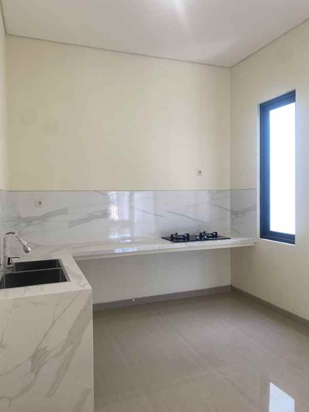 dijual rumah baruk tengah rungkut