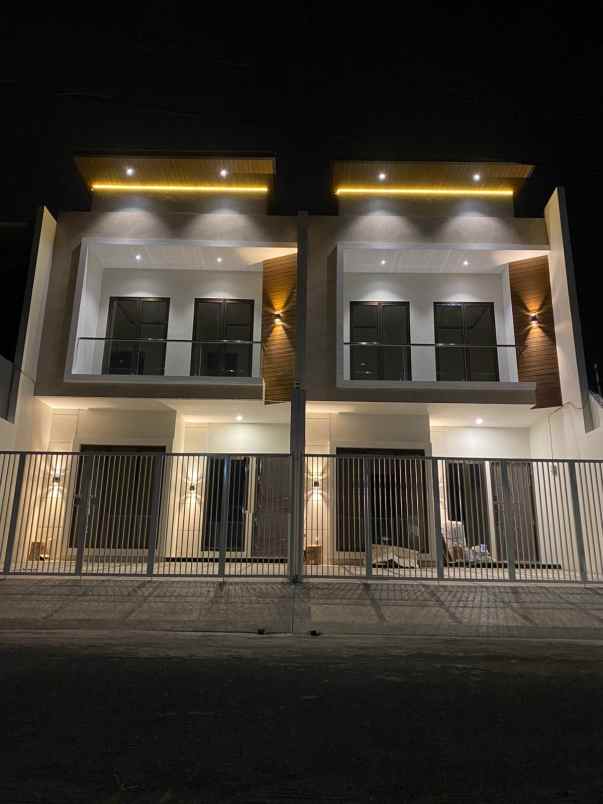 dijual rumah baruk tengah rungkut