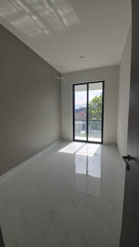 dijual rumah baruk utara rungkut