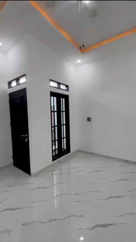 dijual rumah batu ampar kramatjati